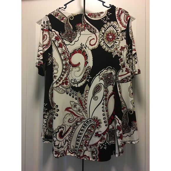 Chico's Size 0-XS-S  Peek-a-Boo Cutout  Pullover Top Tunic Ivory Paisley Print - Picture 3 of 6